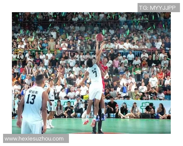 全明星赛背后：探秘篮球巨星的精彩瞬间与竞技魅力